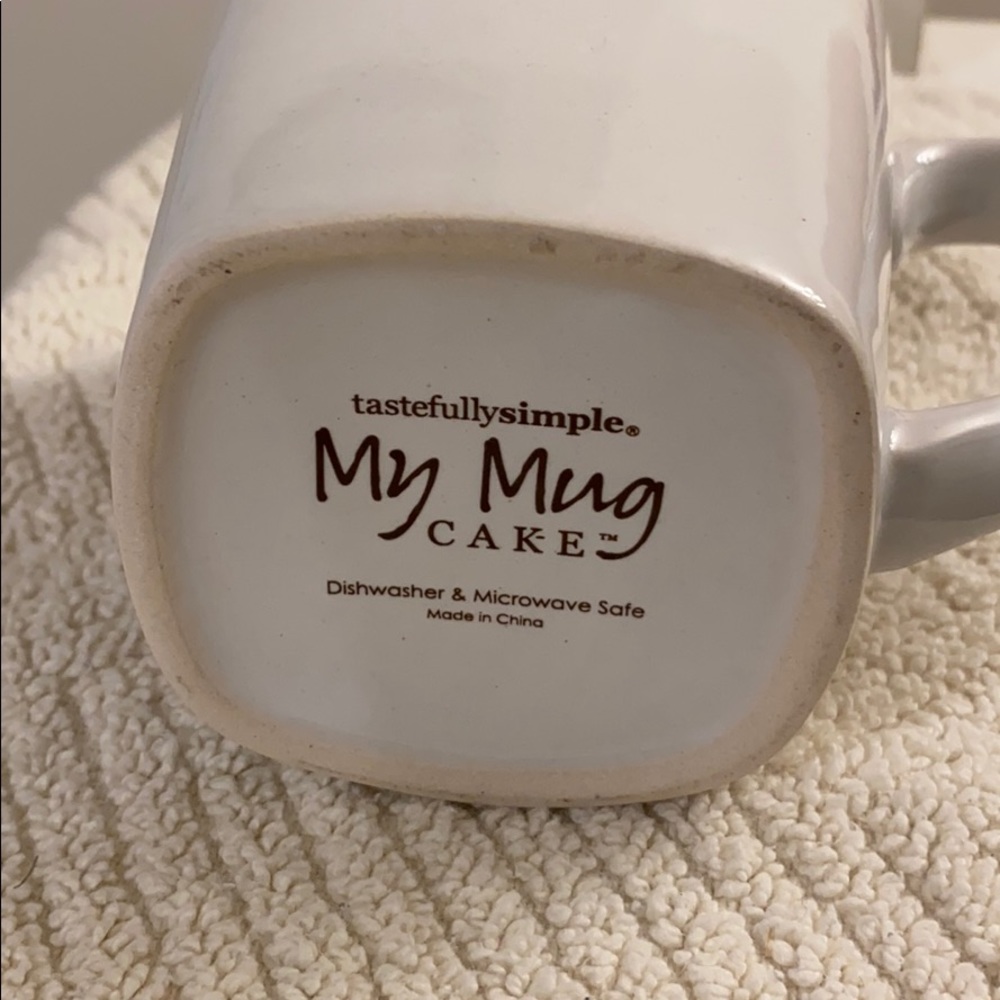 Tastefully Simple White Mug “Simple Delicious Fun” Mug Cake Measurements - Picture 5 of 7